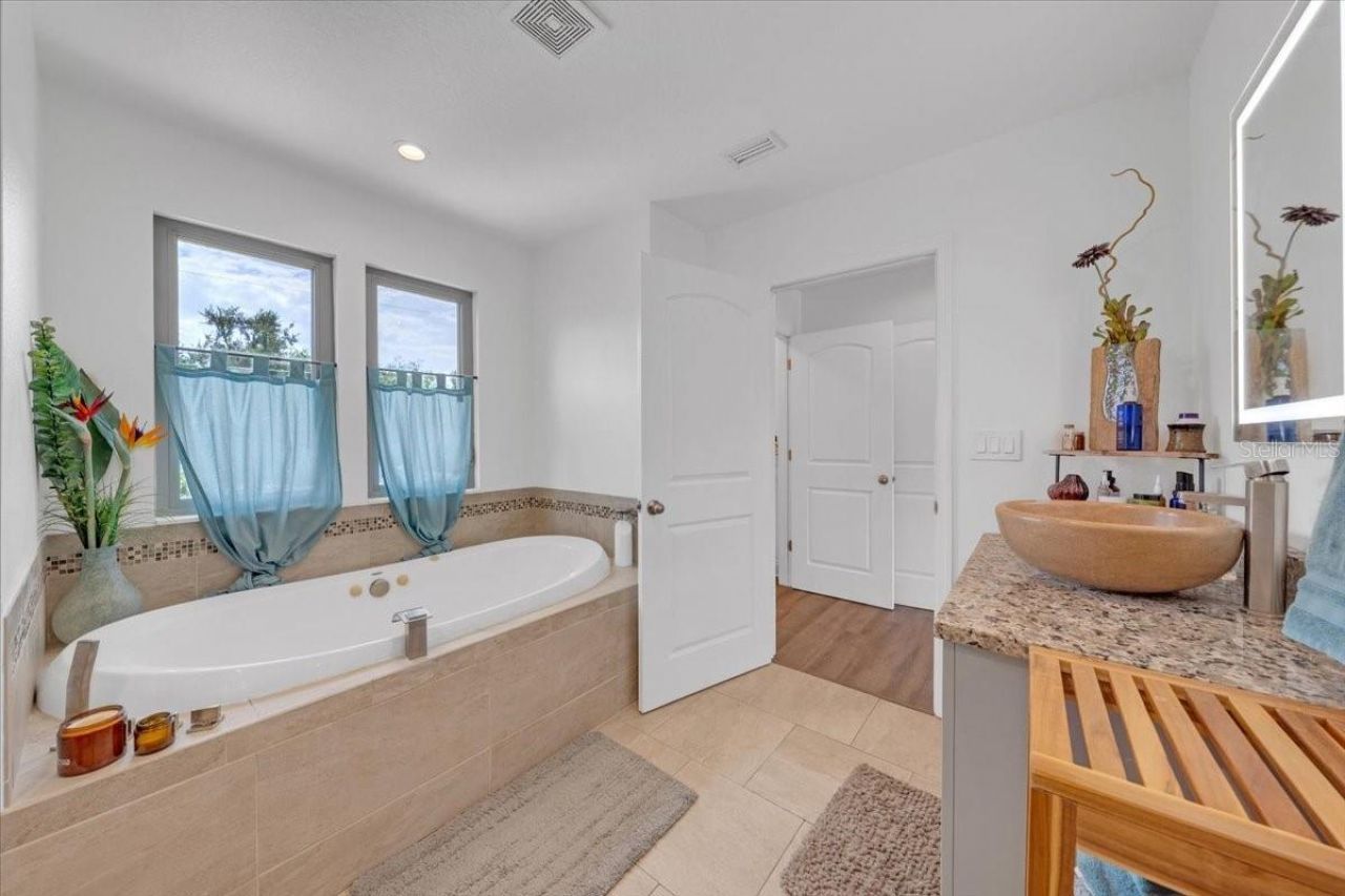 8813 S Lagoon Street, Tampa, FL 33615 Photo