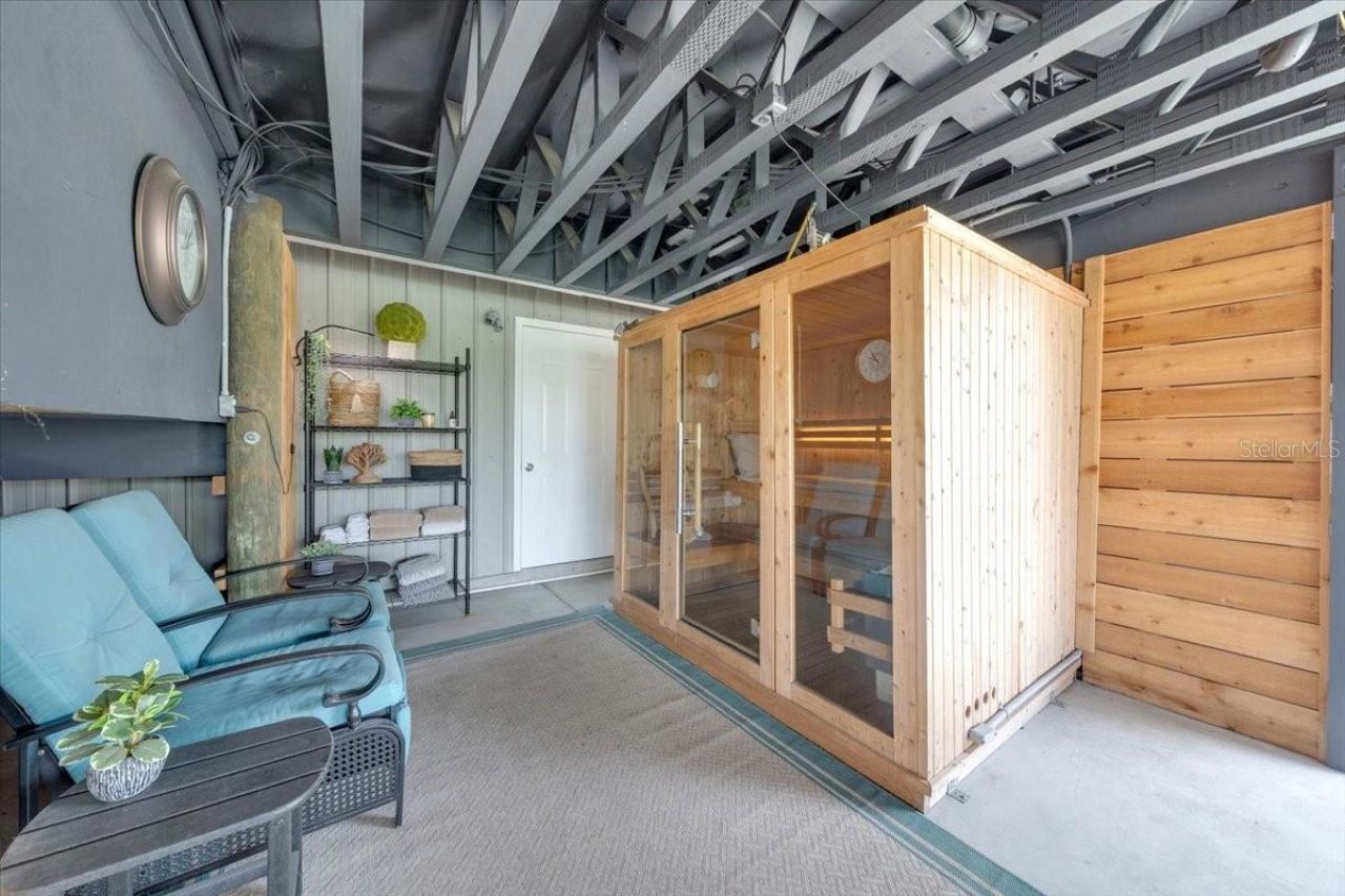 8813 S Lagoon Street, Tampa, FL 33615 Photo