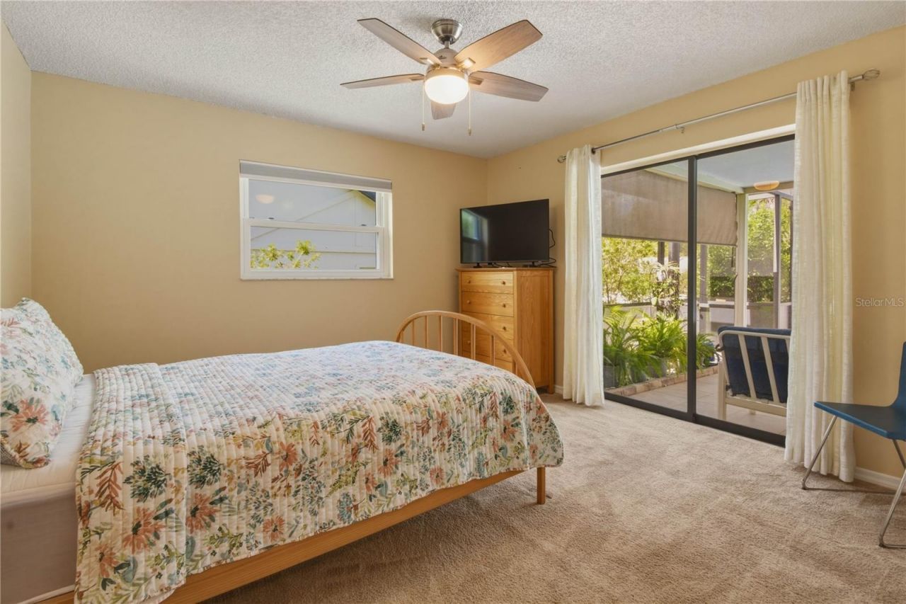 4725 Orange Grove Way, Palm Harbor, FL 34684 Photo