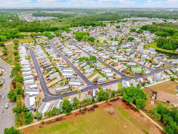 2410 LIMEWOOD AVENUE , Unit 304, CLERMONT, FL 34714