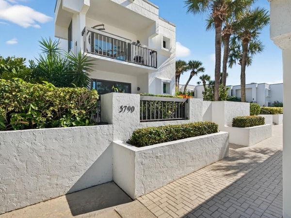 5790 Jimmy Buffett Mem Highway, Vero Beach, FL 32963