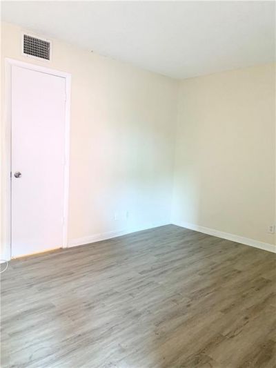 680 Tennis Club Drive, Unit 102, Fort Lauderdale, FL 33311 Photo