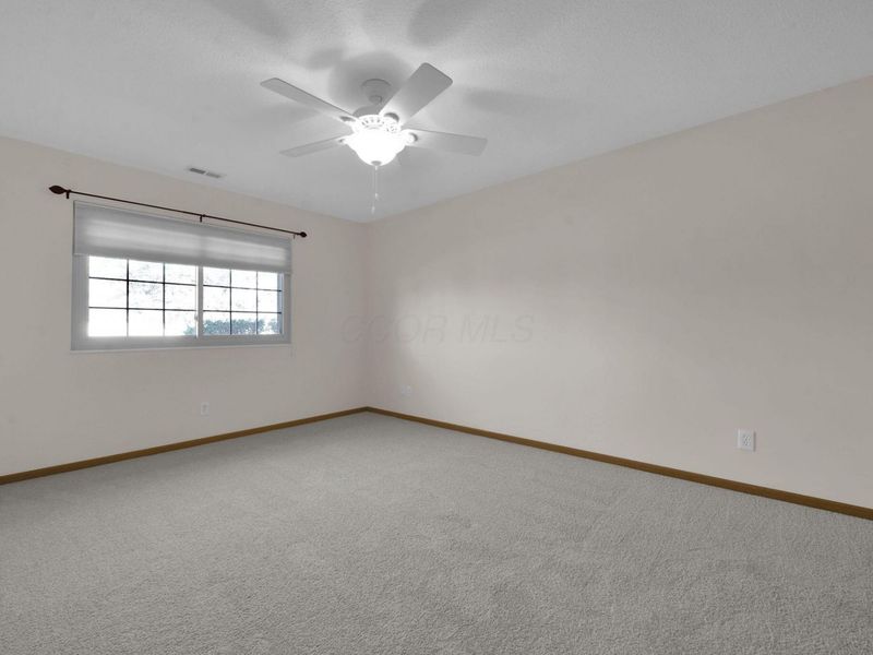 4054 Wiston Drive, Groveport, OH 43125 Photo 12