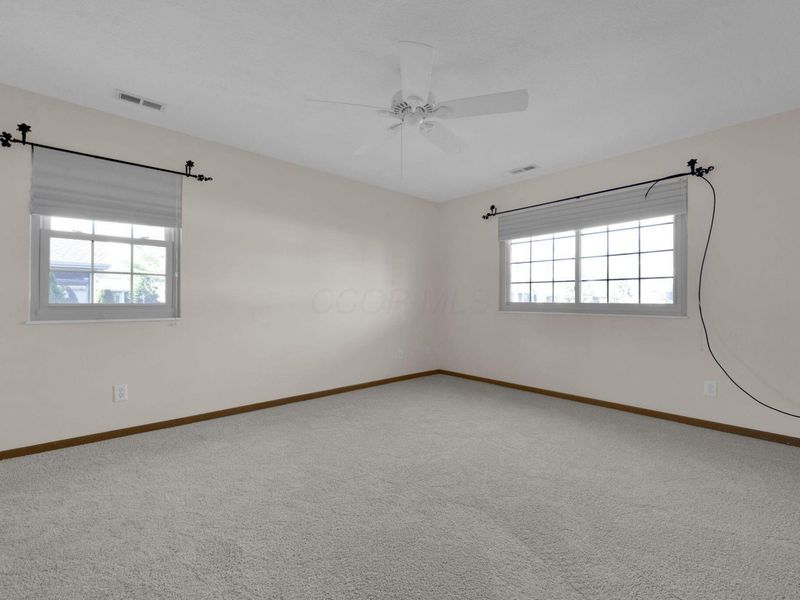 4054 Wiston Drive, Groveport, OH 43125 Photo 18