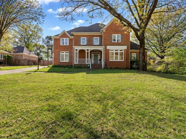 1925 WOOD OAK DR, Cordova, TN 38016