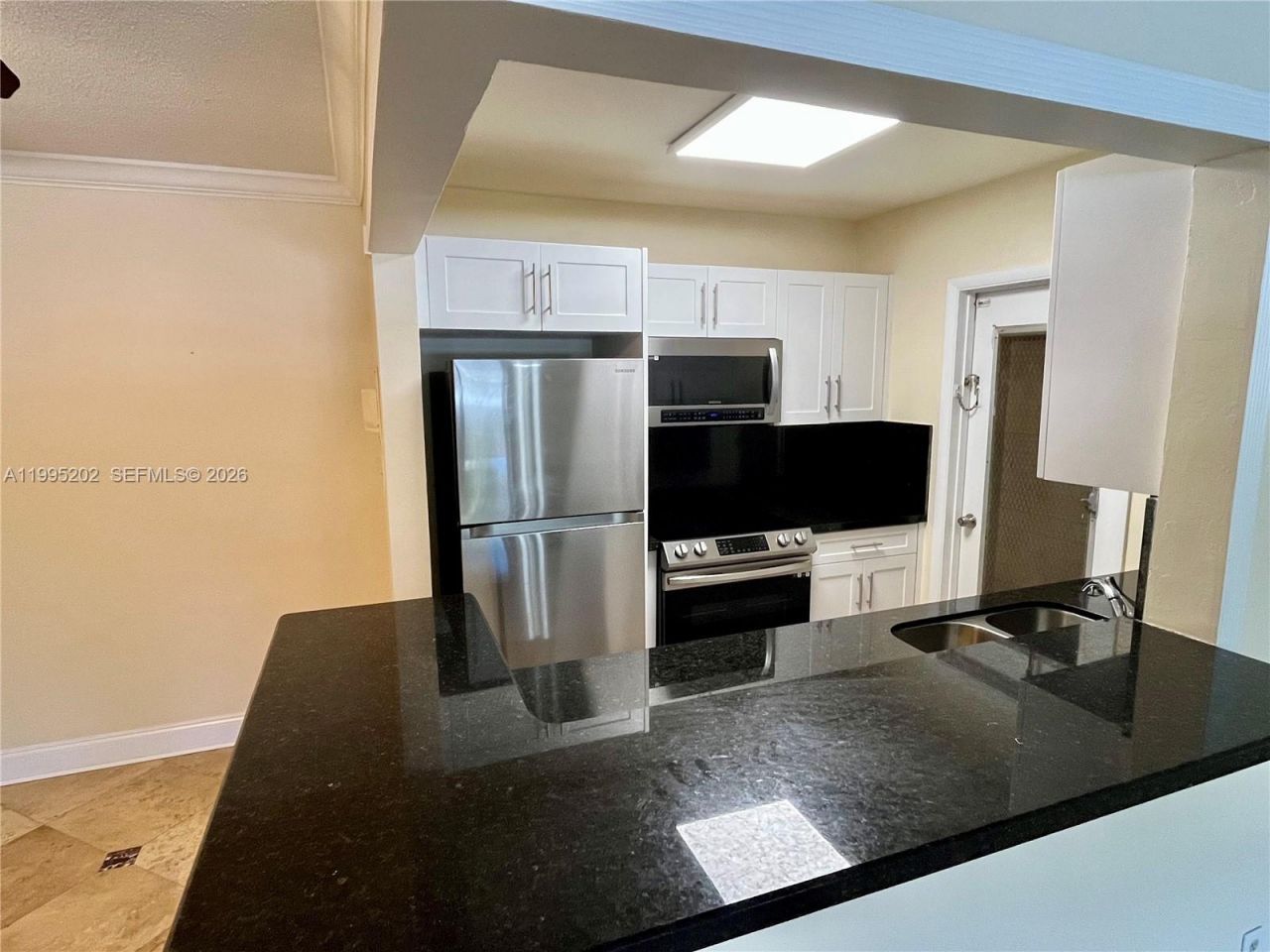 1958 Monroe St, Unit 203, Hollywood, FL 33020 Photo