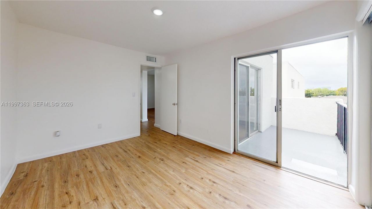 444 SW 27th Ave, Unit 59, Miami, FL 33135 Photo