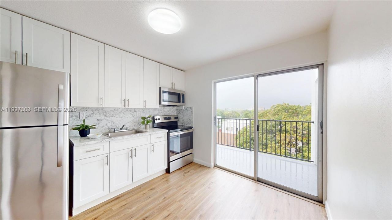 444 SW 27th Ave, Unit 59, Miami, FL 33135 Photo