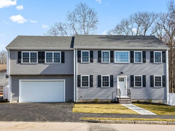 1568 Washington St, Braintree, MA 02184