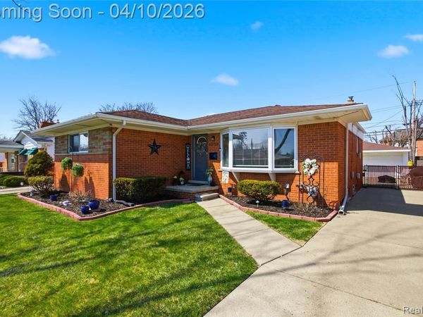 30725 Whittier Avenue, Madison Heights, MI 48071