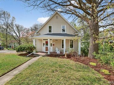 532 Tuxedo Boulevard, Webster Groves, MO 63119
