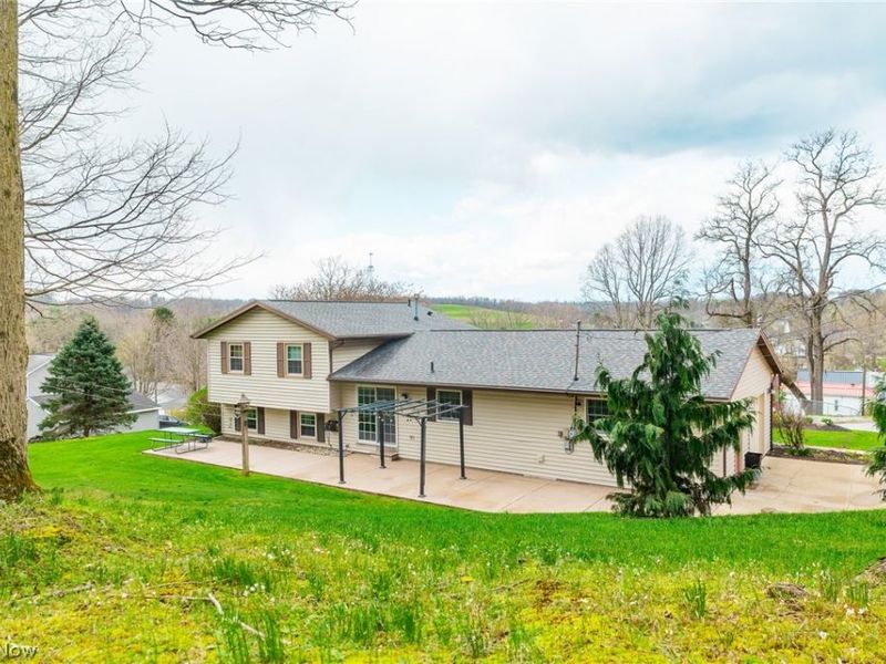 241 Monroe Street , Fredericksburg, OH 44627 Photo 42