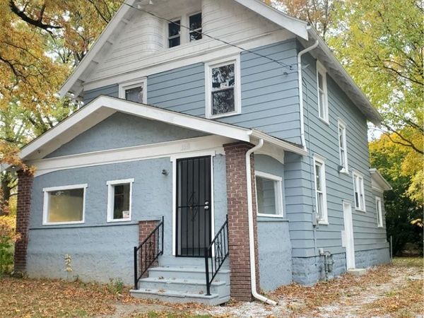 830 Sumner Street , Akron, OH 44311