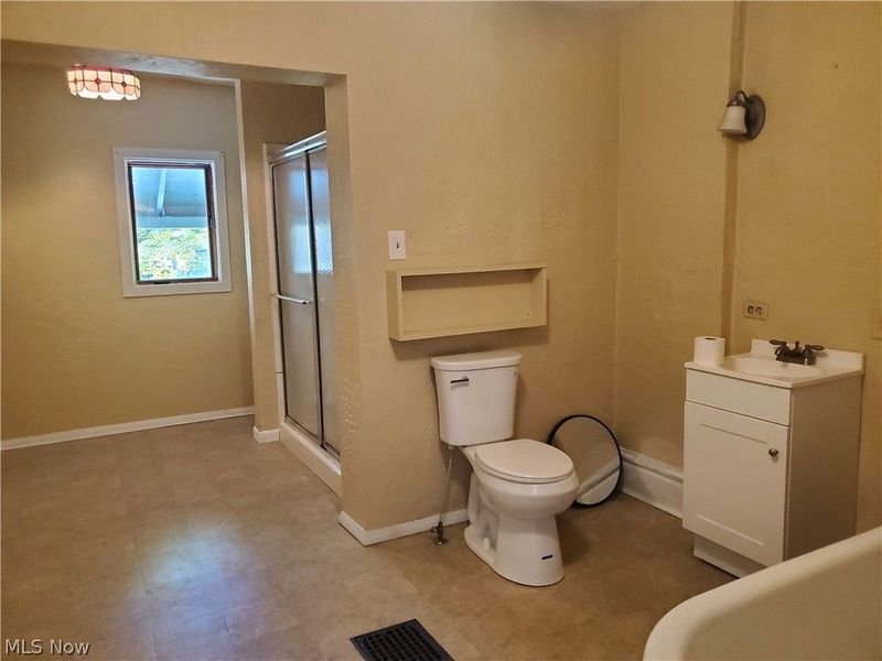 830 Sumner Street , Akron, OH 44311 Photo 31