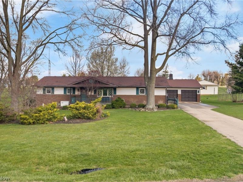 7451 Hahn Street, Louisville, OH 44641 Photo 1