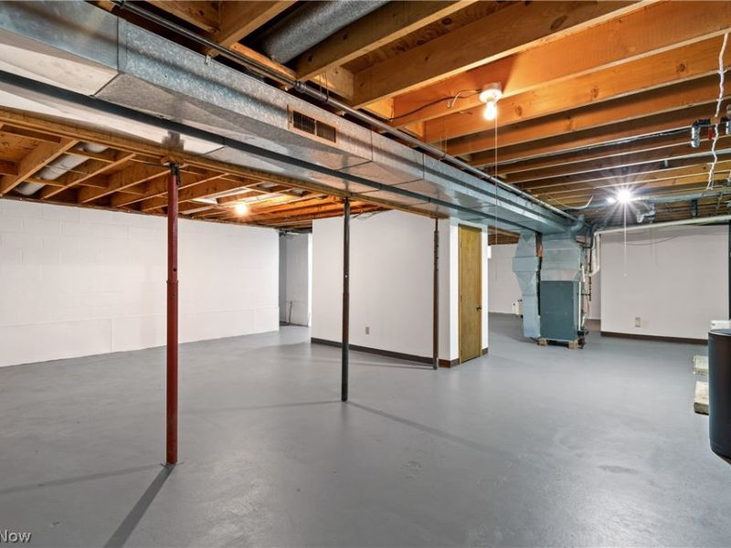 7451 Hahn Street, Louisville, OH 44641 Photo 29