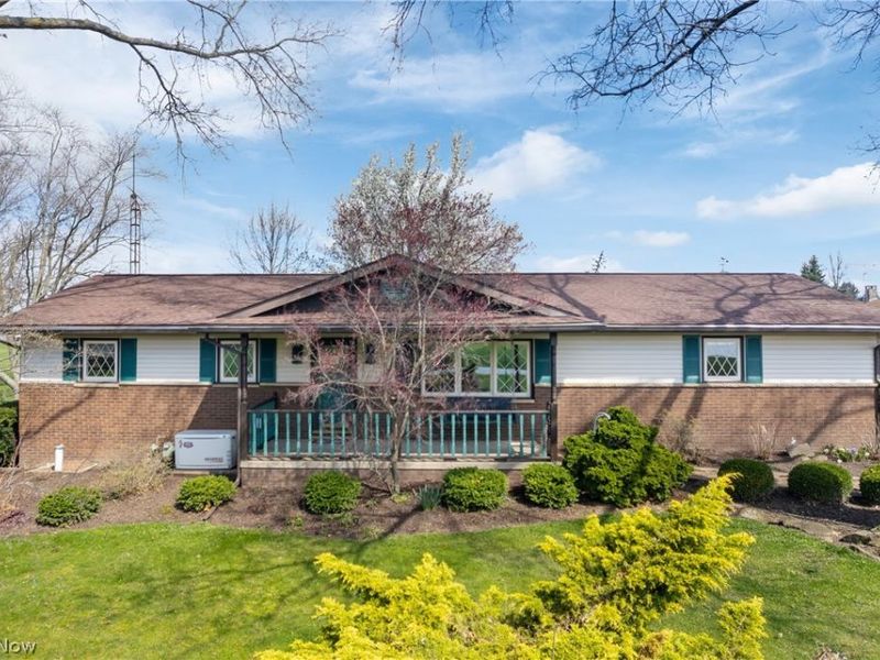 7451 Hahn Street, Louisville, OH 44641 Photo 3