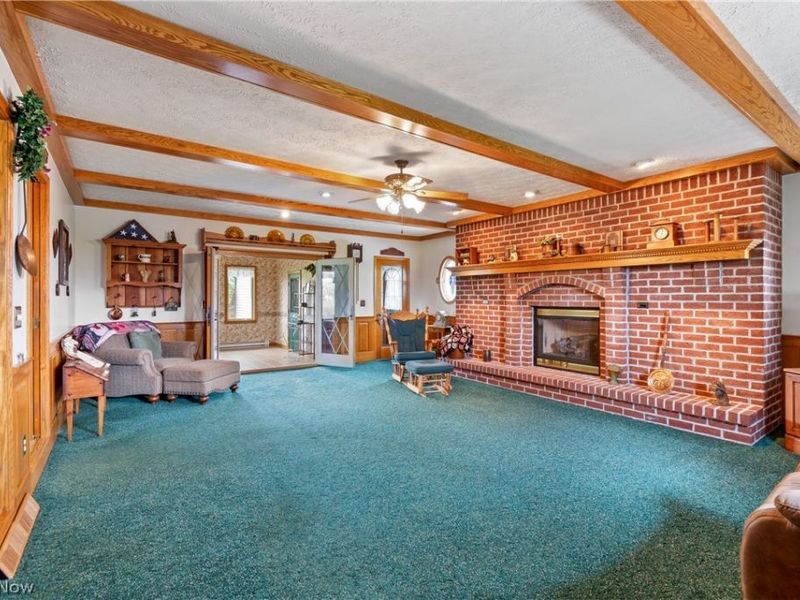 7451 Hahn Street, Louisville, OH 44641 Photo 7