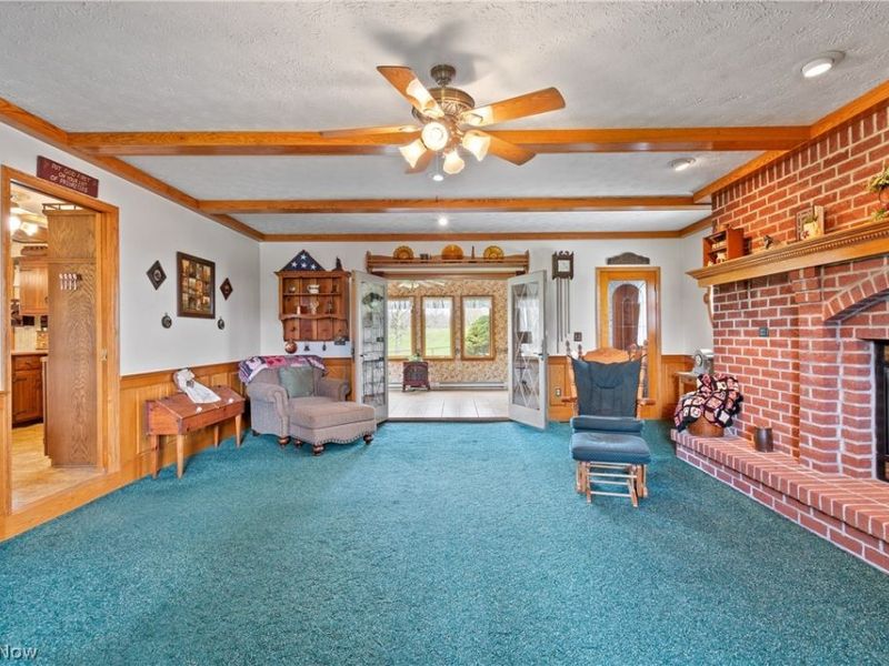 7451 Hahn Street, Louisville, OH 44641 Photo 8