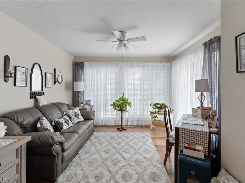 1220 Saint Abigail Street SW, Hartville, OH 44632 Photo 10