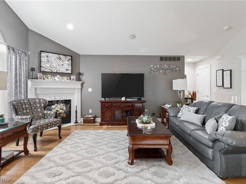 1220 Saint Abigail Street SW, Hartville, OH 44632 Photo 7