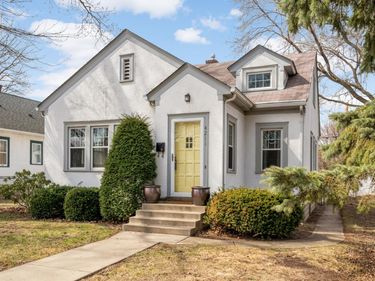 4211 Upton Avenue N, Minneapolis, MN 55412