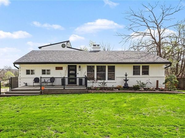 12321 Cherry Street, Kansas City, MO 64145