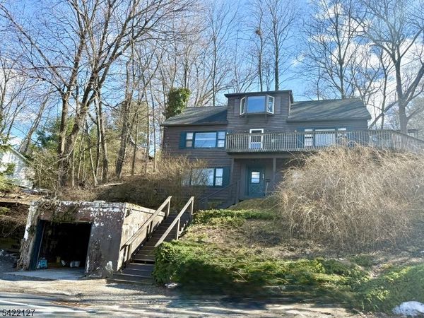 347 E Shore Trl, Sparta, NJ 07871