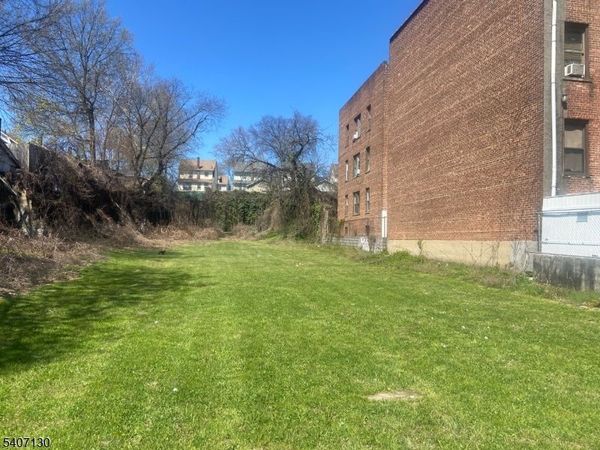 1594 Maple Ave, Hillside, NJ 07205