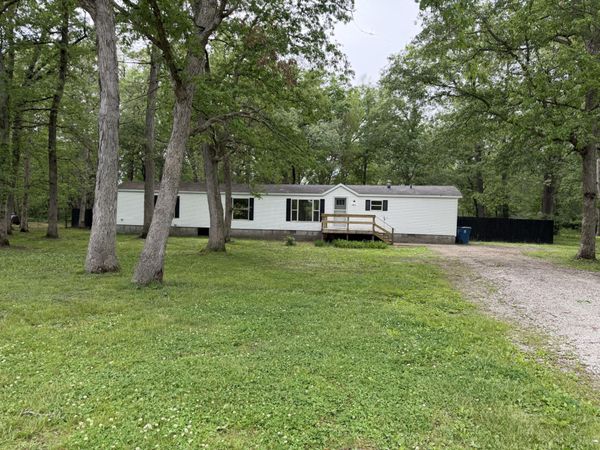 15016 Heritage Drive W, Wheatfield, IN 46392