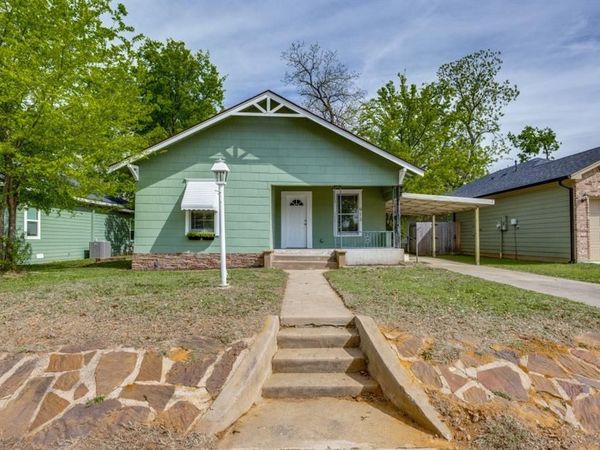 913 W Day Street, Denison, TX 75020