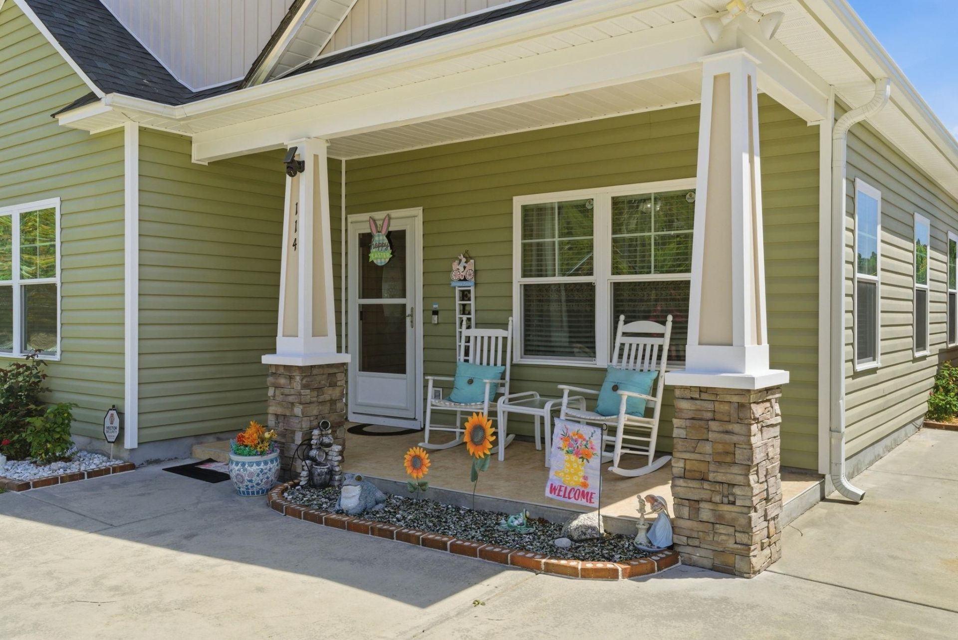 114 Murphy Way Photo 4