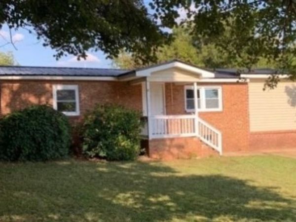 342 Phillips Circle, Royston, GA 30662