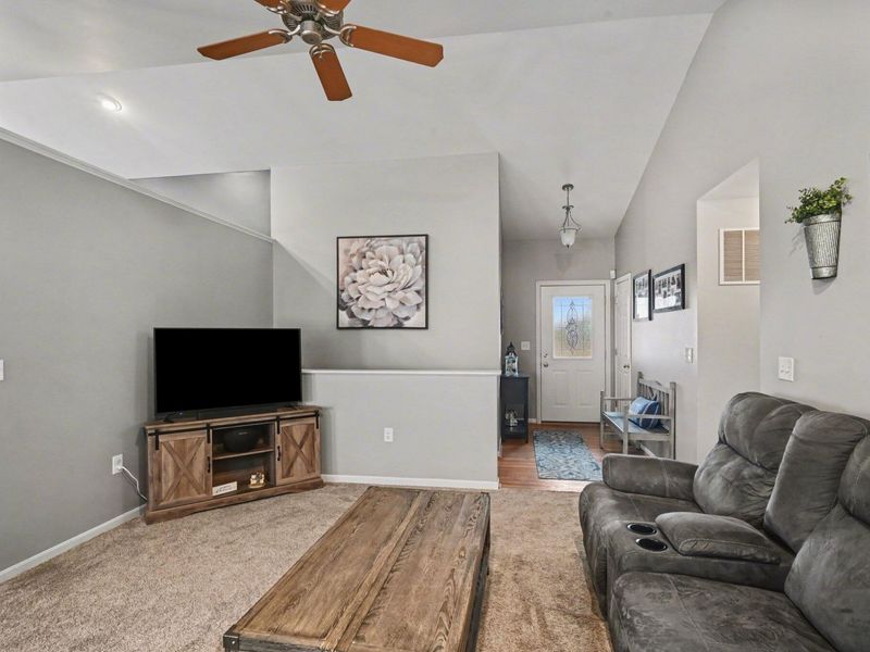 7513 Roxbury Court, Florence, KY 41042 Photo 5