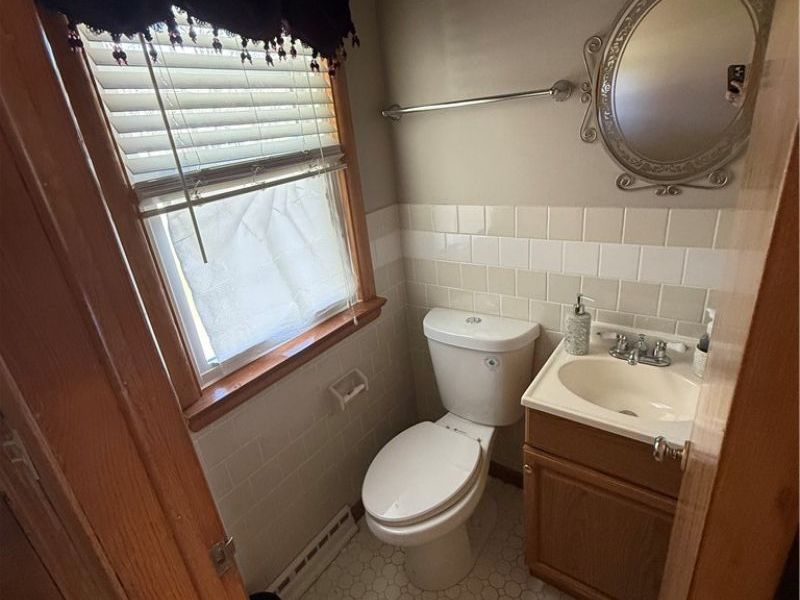 4362 Porter Road , North Olmsted, OH 44070 Photo 10