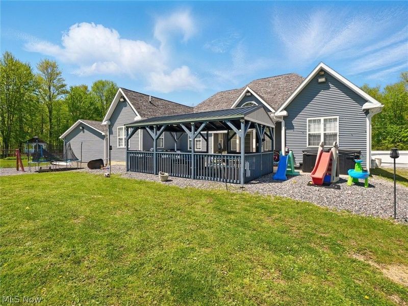 4890 N Myers Road , Geneva, OH 44041 Photo 4