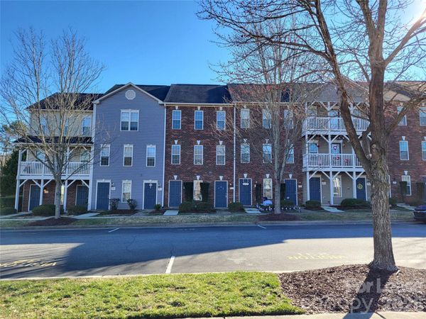 106 Locomotive Lane , Unit 207, Mooresville, NC 28115