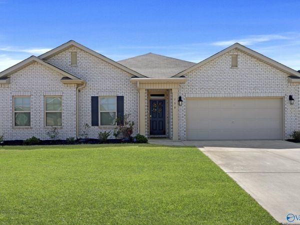 156 Red Fox Way, Meridianville, AL 35759