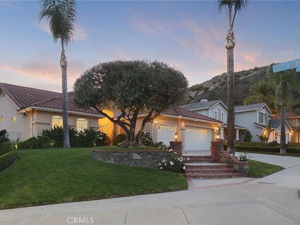 24632 Stagg Street, West Hills, CA 91304