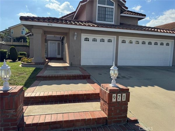 971 Longview, Diamond Bar, CA 91765
