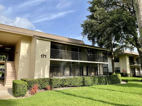 171 Deer Creek Boulevard, Unit 704, Deerfield Beach, FL 33442