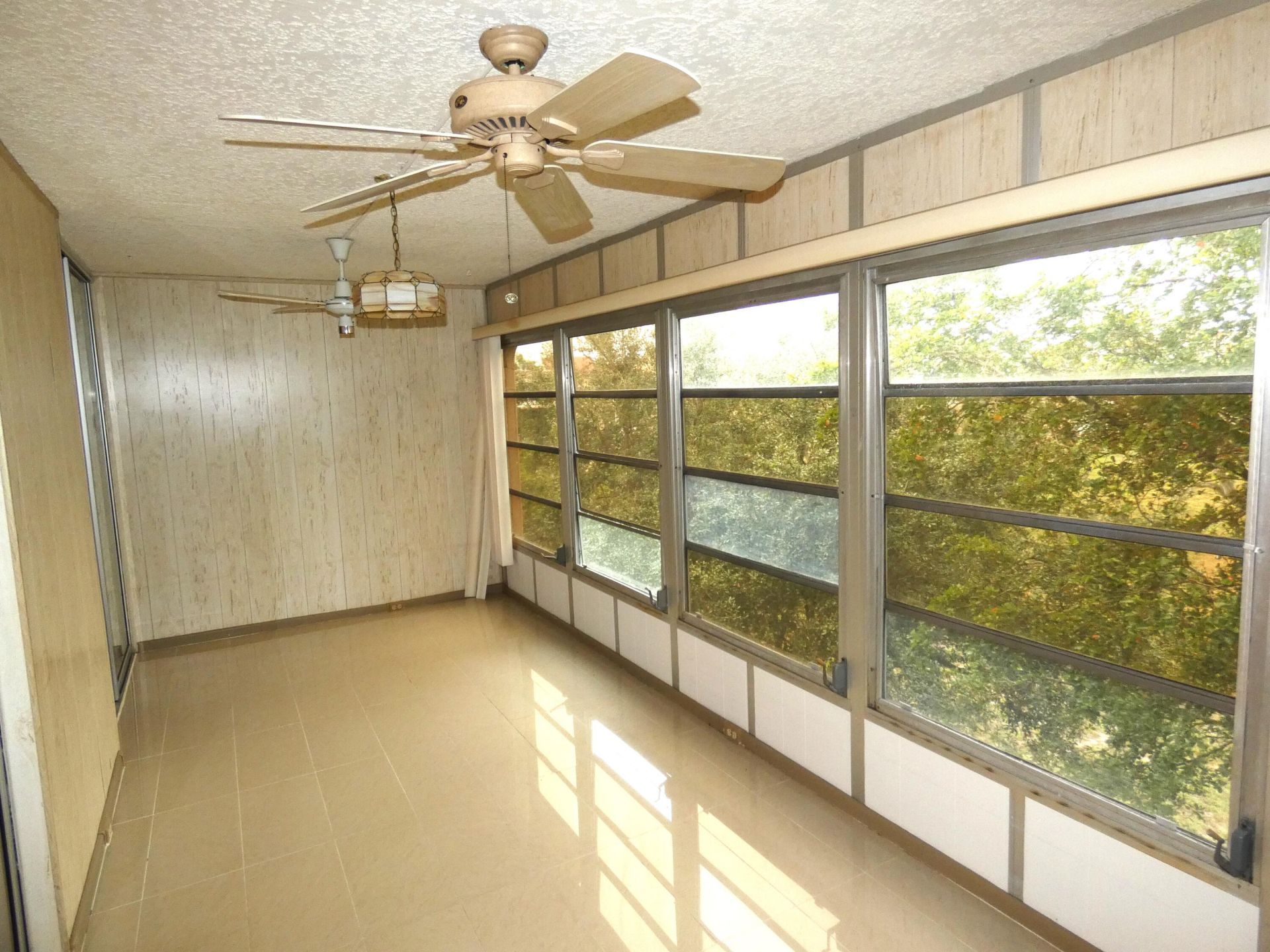 357 N Rock Island Road, Unit 407, Margate, FL 33063 Photo