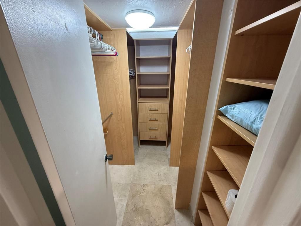 19428 NE 26th Avenue, Unit 103b, Miami, FL 33180 Photo