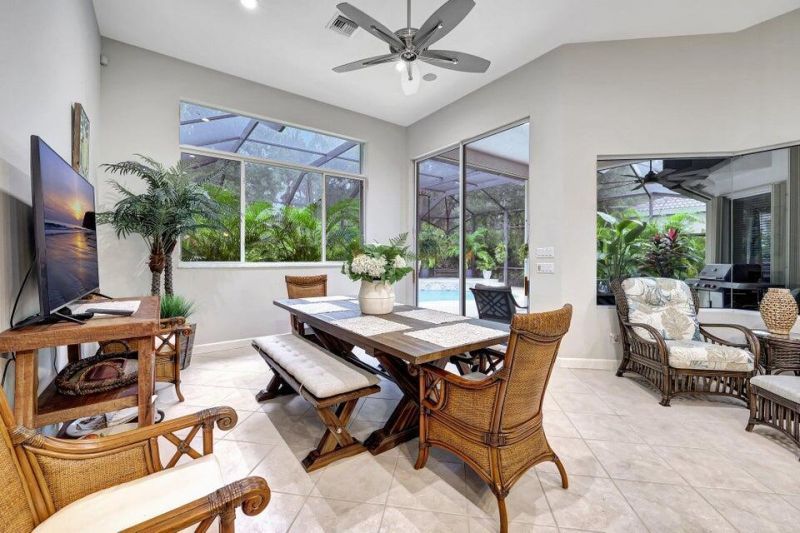 7602 Greenbrier Circle, Port Saint Lucie, FL 34986 Photo