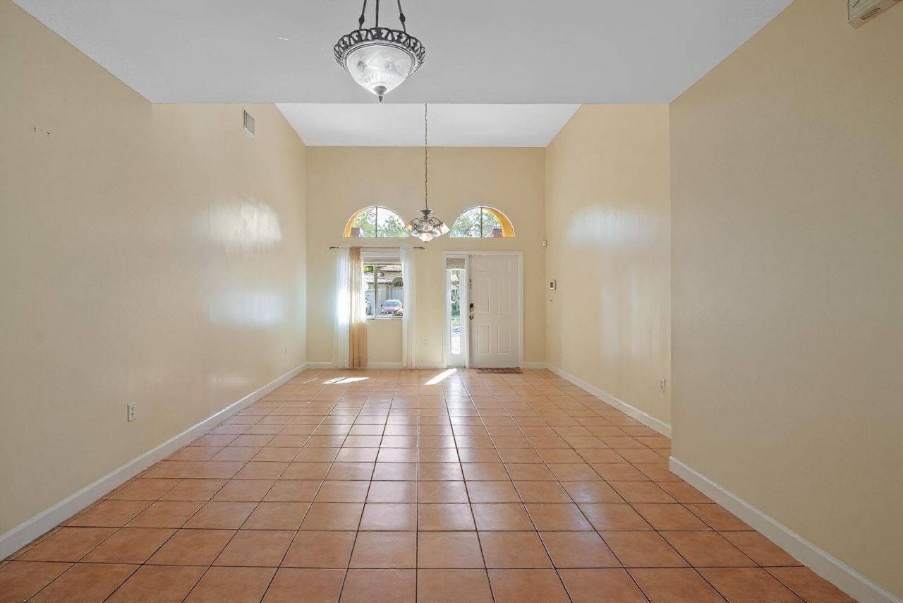 2724 NE 42nd Avenue, Homestead, FL 33033 Photo