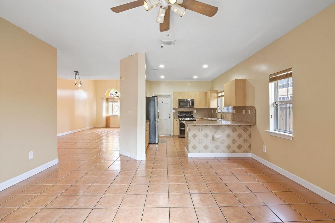 2724 NE 42nd Avenue, Homestead, FL 33033 Photo