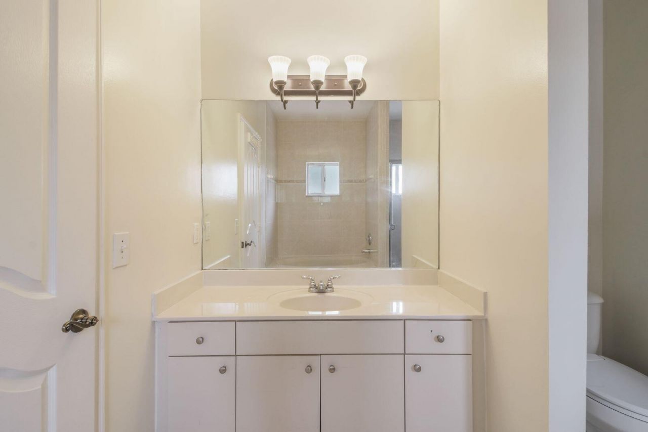 2724 NE 42nd Avenue, Homestead, FL 33033 Photo