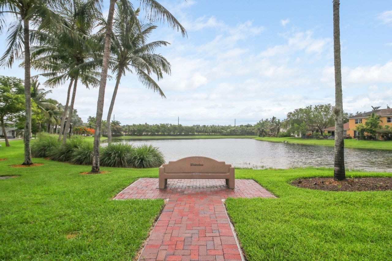 2724 NE 42nd Avenue, Homestead, FL 33033 Photo