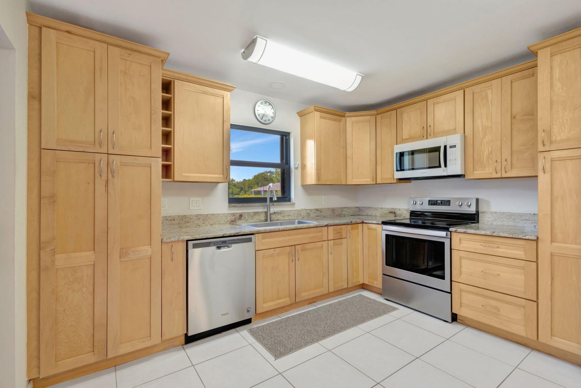 3209 S Lakeview Circle, Unit 8-101, Hutchinson Island, FL 34949 Photo