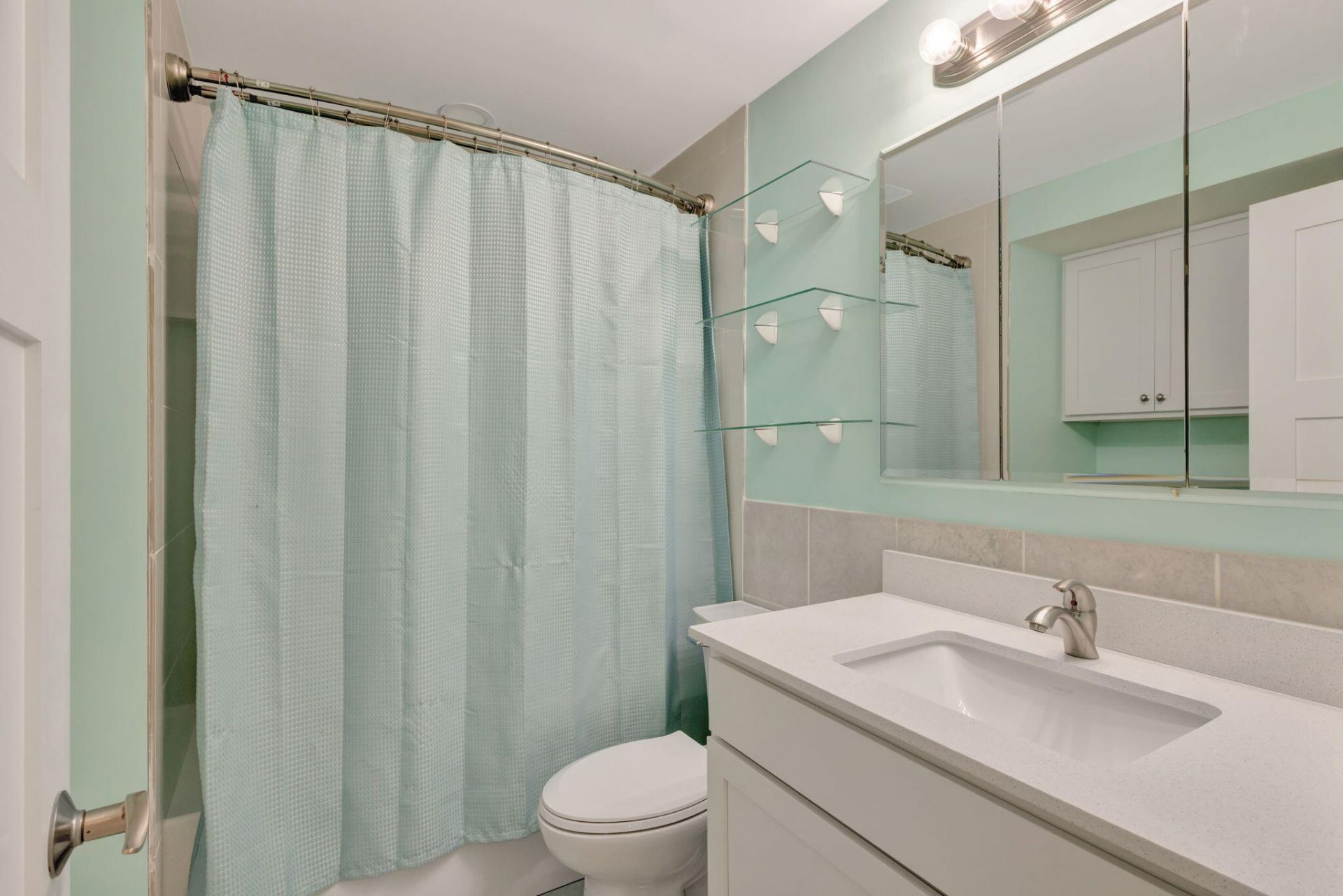 3209 S Lakeview Circle, Unit 8-101, Hutchinson Island, FL 34949 Photo